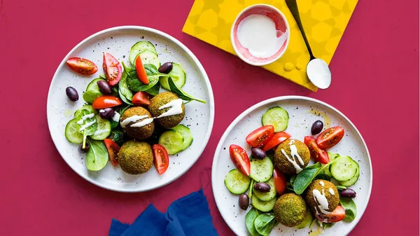 Exploring the Health Benefits of Mediterranean Appetizers